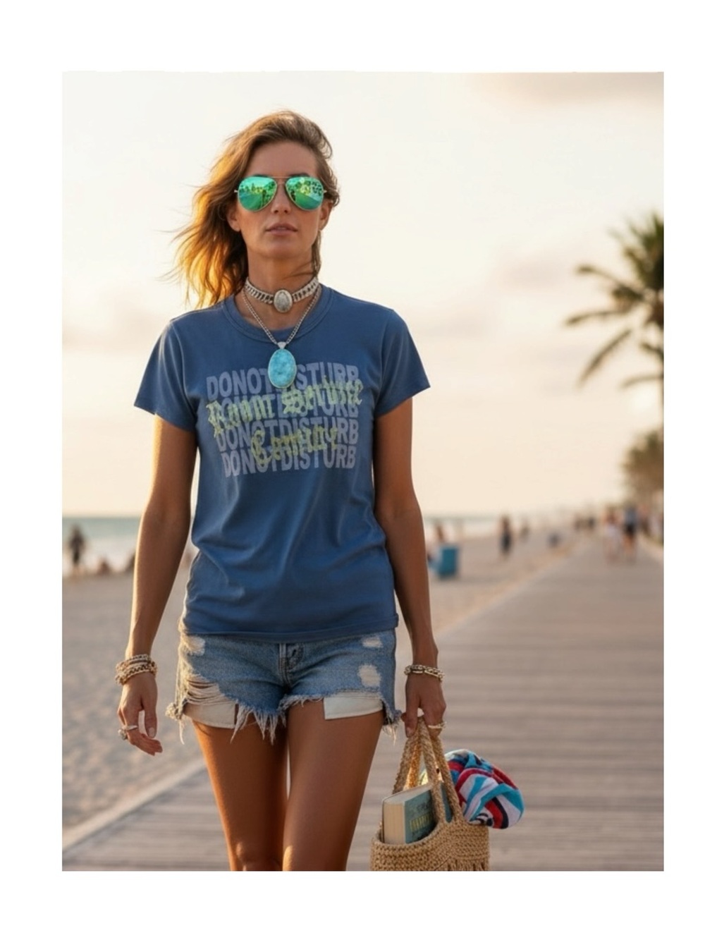 90’s: OG Juicy Couture ✌︎︎ Do Not Disturb Graphic Glitter Baby T Shirt ✌︎︎ Navy